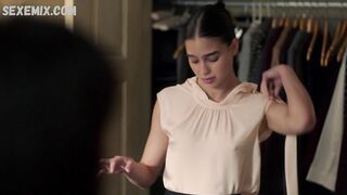 Cueca Melissa Barrera, cena sexy em Vida (2020)