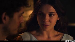 Synnove Karlsen Medici Masters of Florence'da çıplak göğüslerini seks yaparken gösteriyor