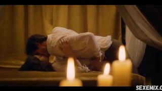 Alessandra Mastronardi iç çamaşırı, Medici Masters of Florence s02e01 (2016)'daki seksi sahne