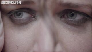 Sophie LaBelle, Caitlin Mehner, Sara Yoko Howard, Syrie Moskowitz çıplak - Süt Yok (2014)