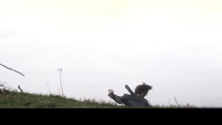 Maitу Guуrin Flight of Life (2013) filmindeki seksi, çıplak sahne