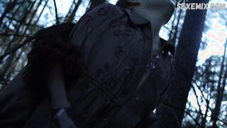 Elise Eberle Arrodillada en el suelo, escena en Salem s01e06 (2014)