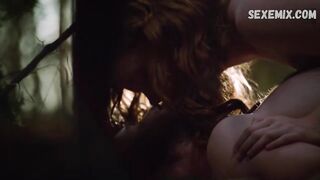 Tamzin Merchant sexy, scène en forêt - Salem 2014