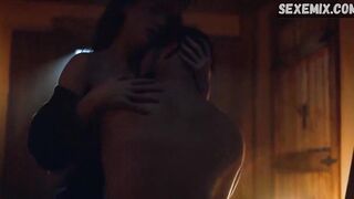 Janet Montgomery in stile cowgirl, scena a Salem 2014