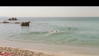 Бикини Катерины Мурино, сексуальная сцена в L'enquete corse (2004)