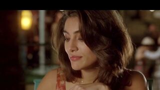 Бикини Катерины Мурино, сексуальная сцена в L'enquete corse (2004)