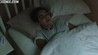 Geraldine Viswanathan sexy, scène de style missionnaire dans Hala (2019)