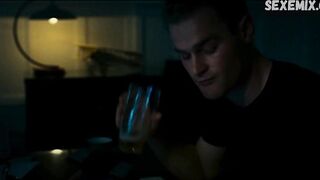 Show webcam de Charlie Tan pour nous, scène dans Sulphur and White (2020)