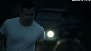 Brooke Butler mostra il culo nudo, scena in Ozark s02e09 (2018)