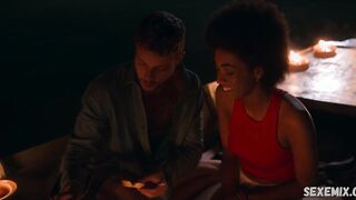 Rebecca Coco Edogamhe sexy, scène sur la plage Summertime s01e05 (2020)