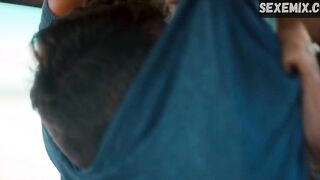 Rebecca Coco Edogamhe nos mostra seus peitos nus, cena em Summertime