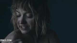 Imogen Poots göğüslerini gösteriyor, I Know This Much Is True (2020) filmindeki sahne