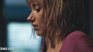 Imogen Poots göğüslerini gösteriyor, I Know This Much Is True (2020) filmindeki sahne