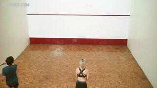 Sheryl Rubio The House of Flowers'ta (2018) çıplak göğüsleri gösterdi, sahne