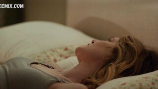 Нижнее белье Виттории Пуччини, сцена из 18 Presents (2020)