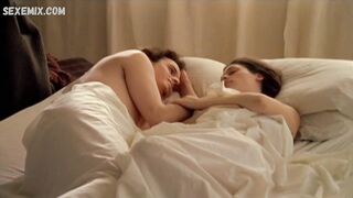 Carina Caputo sexy, scena in Le reveil (2002)