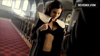 Martha Higareda seksi rahibe, Smokin' Aces 2: Assassins' Ball'daki Sahne
