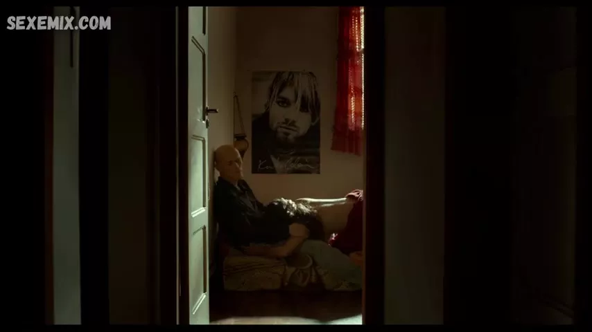 Интернетте әтеш сақинасы бар порно видеоларды қараңыз