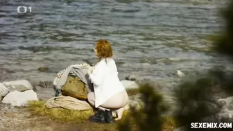 Vica Kerekes nuda, scena in Tenkrat v Raji (2016)