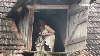 Vica Kerekes декольте, сцена в Cetnici z Luhacovic 2017