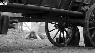 Denisa Pfauserova sexy, escena en El pájaro pintado (Nabarvene ptace) (2019)