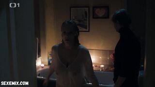 Aneta Krejcikova seksi, Rapl'daki sahne s02e04e08 (2019)