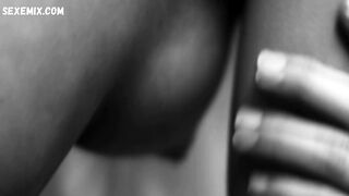 Caroline Ruske sexy, cena em ZwischenRaum (2010)