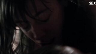 Margaux Billard'ın göğüsleri, They Talk'taki seksi sahne (2021)