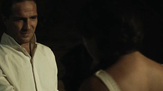 Henriette Confurius çıplak, Das kalte Herz'den (2016) erotik sahne