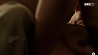 Maud Buquet çıplak, Bölüm de recherches s08e04 (2014)'ten seks sahnesi
