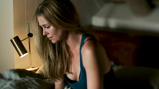 Charlize Theron çıplak, The Last Face (2016) filminden erotik sahne