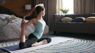 Zavtrak u papy'den (2015) Katerina Shpitsa seksi, erotik sahne