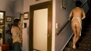 Lenka Vlasakova çıplak, Zeny v pokuseni (2010) filminden erotik sahne