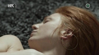 Natasa Janjic çıplak, Da sam ja netko s01e02 (2015) filminden seks sahnesi