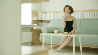 Alicja Czerniewicz çıplak, Erotyka'dan erotik sahne (2017)