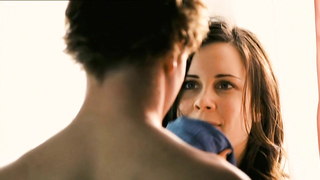 Storage (2009)'dan Saskia Burmeister seksi, erotik sahne