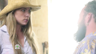 Yuliya Melnikova desnuda, escena de sexo de Delo Chesti s01e05 (2013)