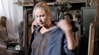 Yuliya Melnikova çıplak, Delo Chesti s01e02'den erotik sahne (2013)