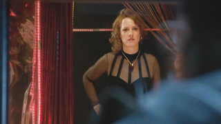 Jella Haase Looping (2016) filminden çıplak, erotik sahne