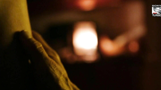 Lavinia Longhi çıplak, Station Horizon s01e03'ten erotik sahne (2015)