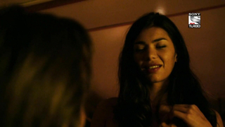 Lavinia Longhi çıplak, Station Horizon s01e03'ten erotik sahne (2015)