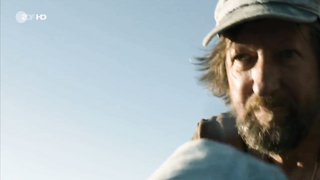 Tanja Wedhorn nua, cena erótica de Lebe lieber italienisch! (2014)