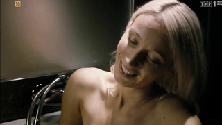 Joanna Pierzak nuda, scena erotica da Hustawka (2009)
