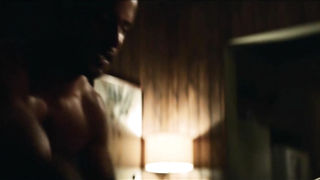 Vivien Endicott Douglas çıplak, Emily Browning çıplak, American Gods'tan seks sahnesi s01e02,04 (2017)