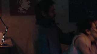 Барбора Янова обнаженная, сцена секса из Цирка Буковски s02e03 (2014)