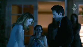 Bridget Regan seksi, Melanie Zanetti çıplak, The Leisure Class'tan (2015) erotik sahne