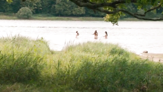 Алексия Джордано обнаженная, Филиппин Пьер-Броссолетт обнаженная, эротическая сцена из Сезанн и я (2016)