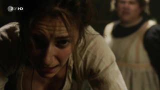 Miriam Stein çıplak, Das Goldene Ufer'den (2015) erotik sahne