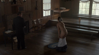 Alycia Debnam-Carey nuda, scena erotica da The Devil's Hand (2014)