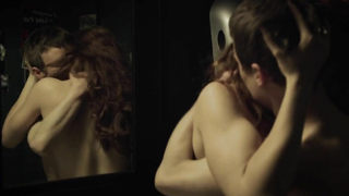 Jenna Thiam nuda, scena di sesso da Les Revenants s01e03,07 (2012)